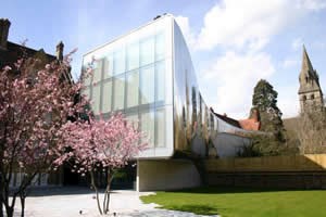 The  British Omani Society's visit to the Middle East Centre Archive, Oxford